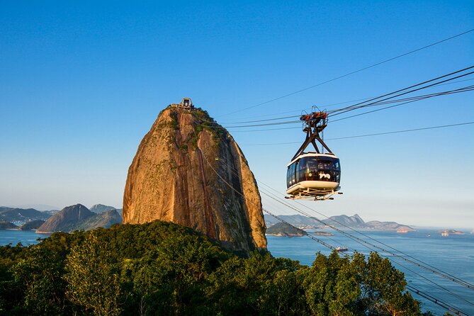 One Day in Rio with a Photographer - Stop 1: Corcovado and Christ the Redeemer by train, with 360-degree views