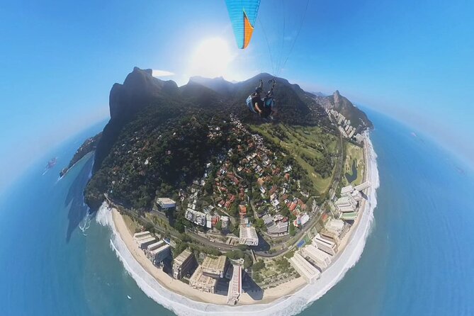 Paragliding in Rio de Janeiro - Getting Started in São Conrado: Meet, Enroll, Ramp Up