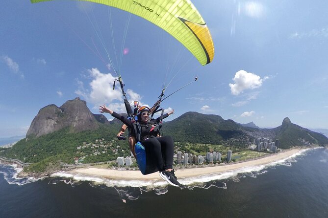 Paragliding Tandem Flight in Rio de Janeiro - At the club and ramp, how the timing usually feels