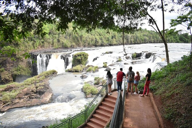 Paraguay Experience, Salto Monday, Marco 3 Fronteiras and Itaipú - A half-day Paraguay route that actually fits your schedule