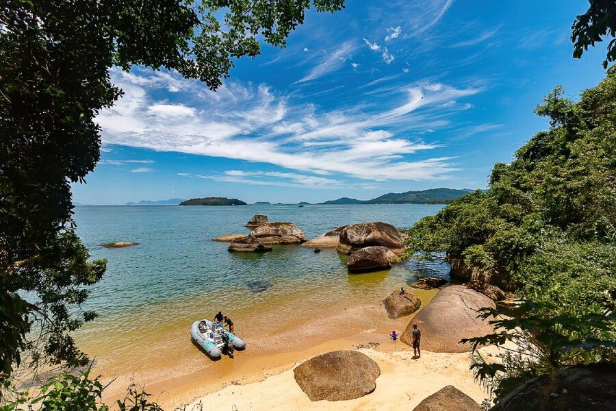 Paraty Bay: Islands & Beaches Boat Tour with Snorkeling - Four swim stops in Paraty Bay, with snorkeling and flotation support
