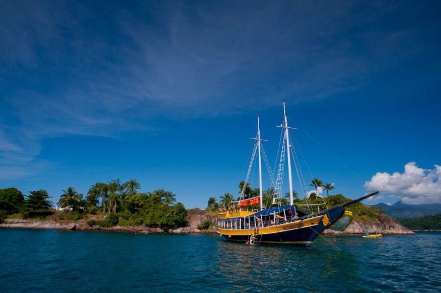 Paraty Bay: Islands & Beaches Boat Tour with Snorkeling - Is it worth $22? The value math for a day on the water