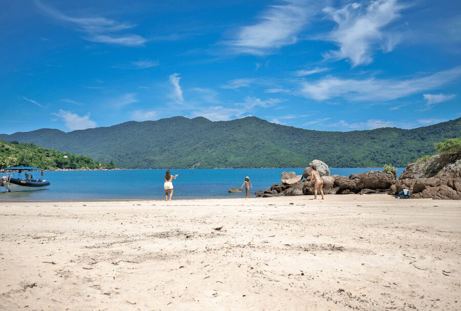 Paraty: Fast Boat Expedition to Saco do Mamangua - Four Beach Stops: How to Make Quick Water Time Worth It