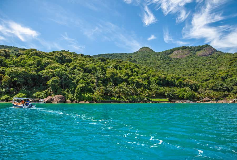 Paraty: Fast Boat Expedition to Saco do Mamangua - Getting There in Central Paraty, then Finishing at the Cais