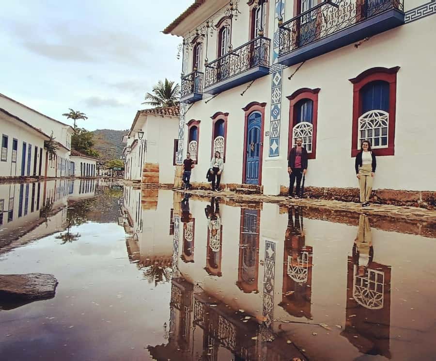 Paraty Historic District: Walking Tour with Cachaca Tasting - Landmark Stops That Actually Explain Paraty: Churches, Museum, and Cultural Buildings