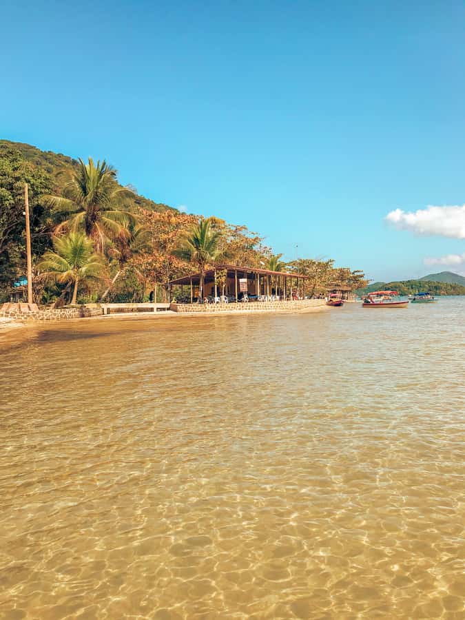 Paraty: Saco do Mamanguá Speedboat Tour - Praia do Engenho: quieter beach time with standout scenery