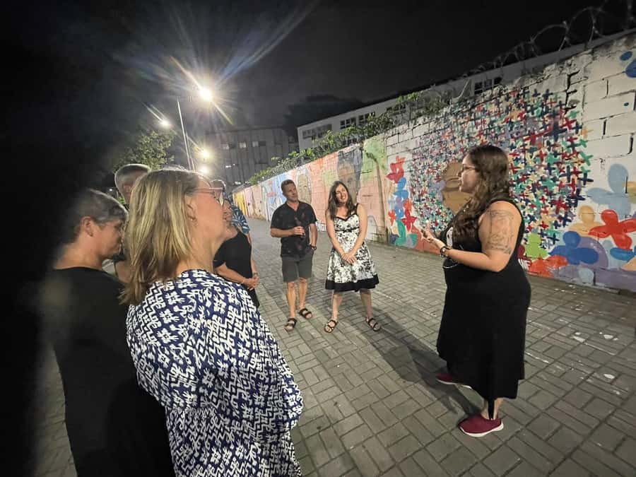 Pedra do Sal: Live Samba Night with Local Guide & Drink - Key things to know before you go