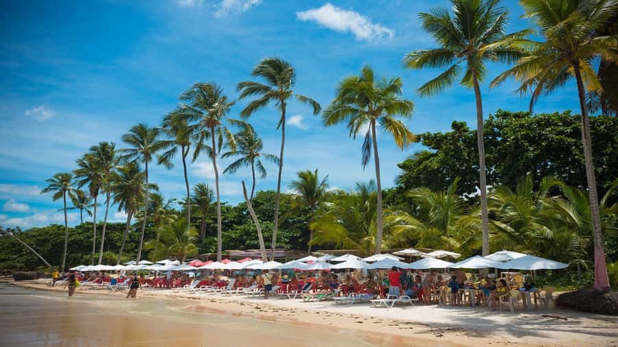 Porto Seguro: Trancoso Day Trip with Beach and Quadrado - Why Trancoso and the Quadrado feel different from Porto Seguro