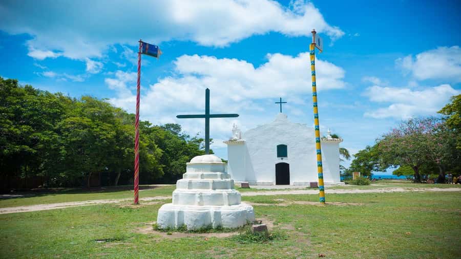 Porto Seguro: Trancoso Day Trip with Beach and Quadrado - Praia dos Coqueiros: what 4 hours of beach time really buys you