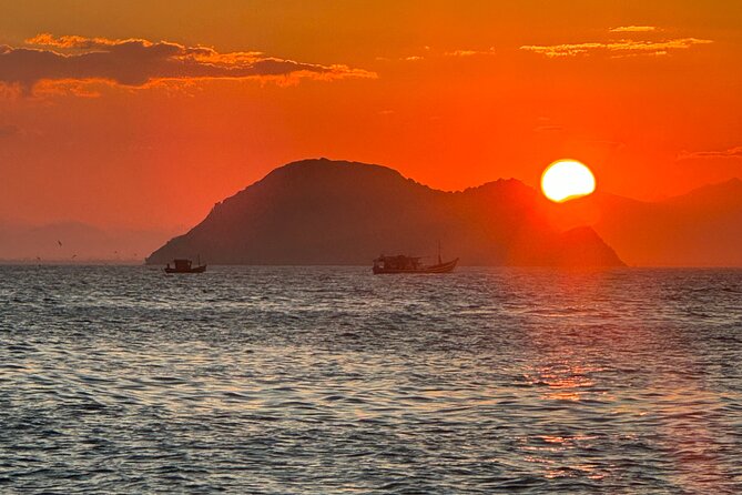 Private Boat Tour through the beautiful beaches and islands of Búzios - The Optional João Fernandes Barbecue on Board