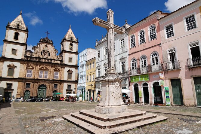Private Full-Day Tour - Salvador's Lower & Upper City - Upper City squares: Thome de Souza, Lacerda Elevator views, and what you can actually see