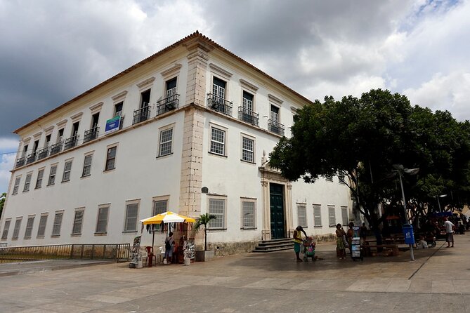 Private Historical Tour 5 hours - São Francisco Church Stop: The Focused Moment