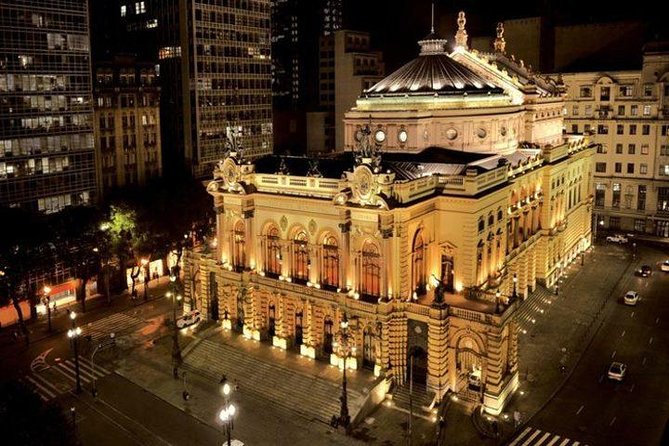 Private Sao Paulo Architecture Tour - The Most Diverse Styles, Shapes & Sizes - Sé Cathedral and downtown walking, from 30,000 people to a skyline