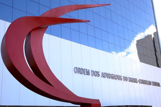 Private Tour of the Federal District in Brasilia - 9:00 meeting point at Brasília Shopping, then a smooth return