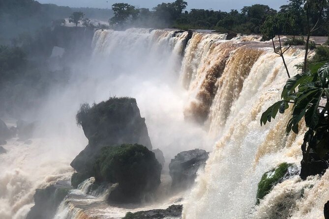 Private tour to Iguacu Falls/ Brazil and Argentina - Stop 1 on the Brazilian side: inside-the-park access and panoramic viewpoints