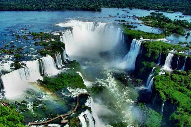 Private Transport to Cataratas Argentina - How Private Transport Makes the Iguazu Argentina Crossing Easier