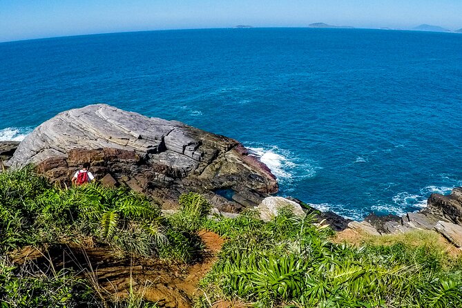 Private Walk through the Natural Pools in Búzios - Price and Value: What You Pay for a Guided 3.5 km Loop