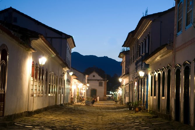 Private walk tour of Paraty's historical center - BY PARATY TOURS - The walk begins with the oldest religious core