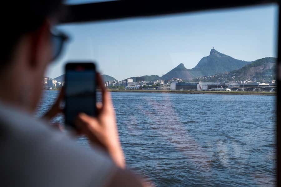 Rio: Boat Tour of Guanabara Bay - From Marina da Glória to Museum of Tomorrow and the Porto Maravilha port zone