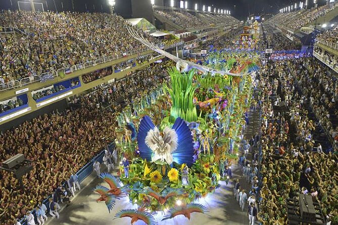 Rio Carnival Parade from a Prime Box - With Shuttle, Tour Guide, Food & Drink - Price and value: is $1,450 per person actually worth it?