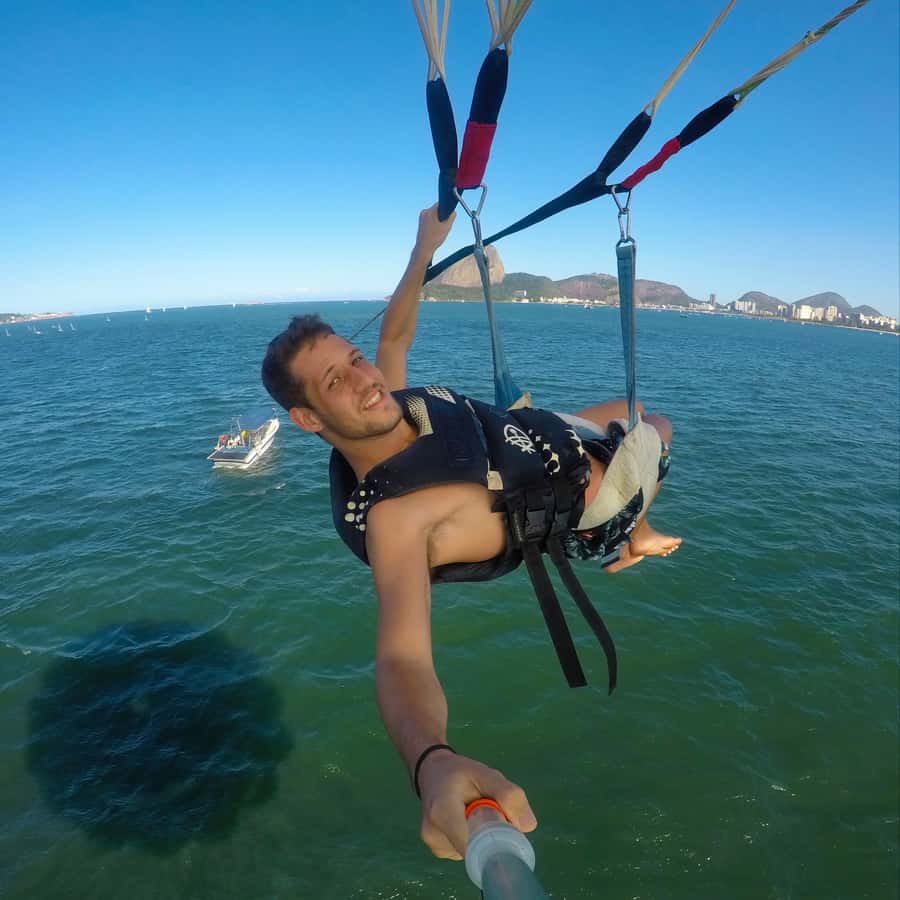 Rio de Janeiro: 2-Hour Boat Trip with Parasailing - Key Highlights