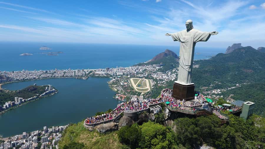 Rio de Janeiro: 30-Min Helicopter Ride with Transfers - Corcovado and Christ the Redeemer: The View Most People Came For