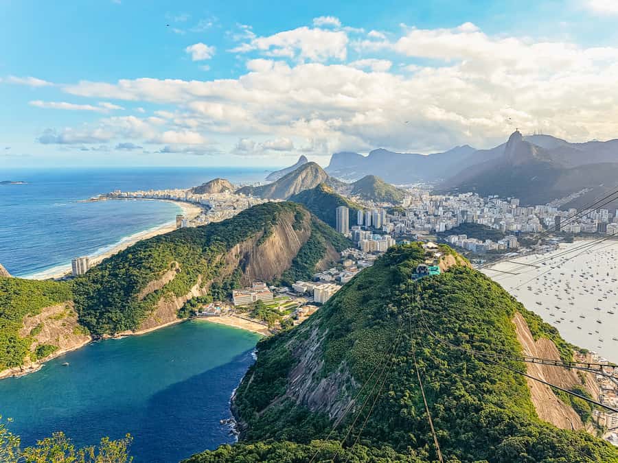 Rio de Janeiro: 6-Stop Highlights of Rio with Lunch - Maracanã and Sambadrome exteriors, football and Carnival as Rio’s rhythm