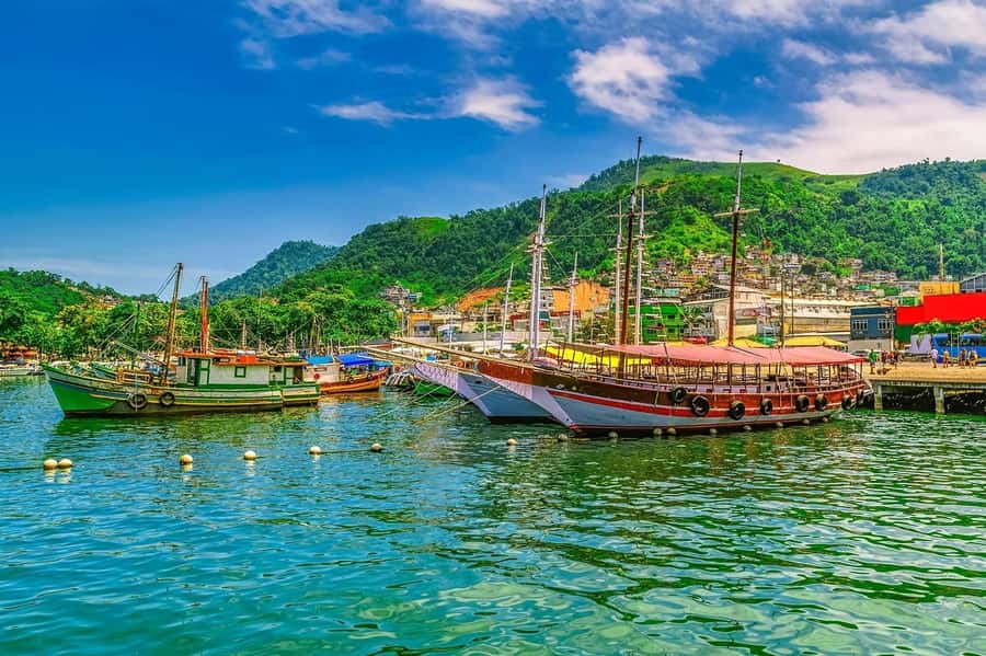 Rio de Janeiro: Angra dos Reis and Ilha Grande Full-Day Tour - Japariz lunch with a sea-view buffet