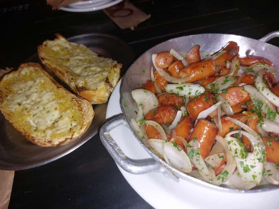 Rio de Janeiro: Barra da Tijuca Walk & Food Tour with Drinks - The Gigóia Island ferry crossing: why this stop changes the tour