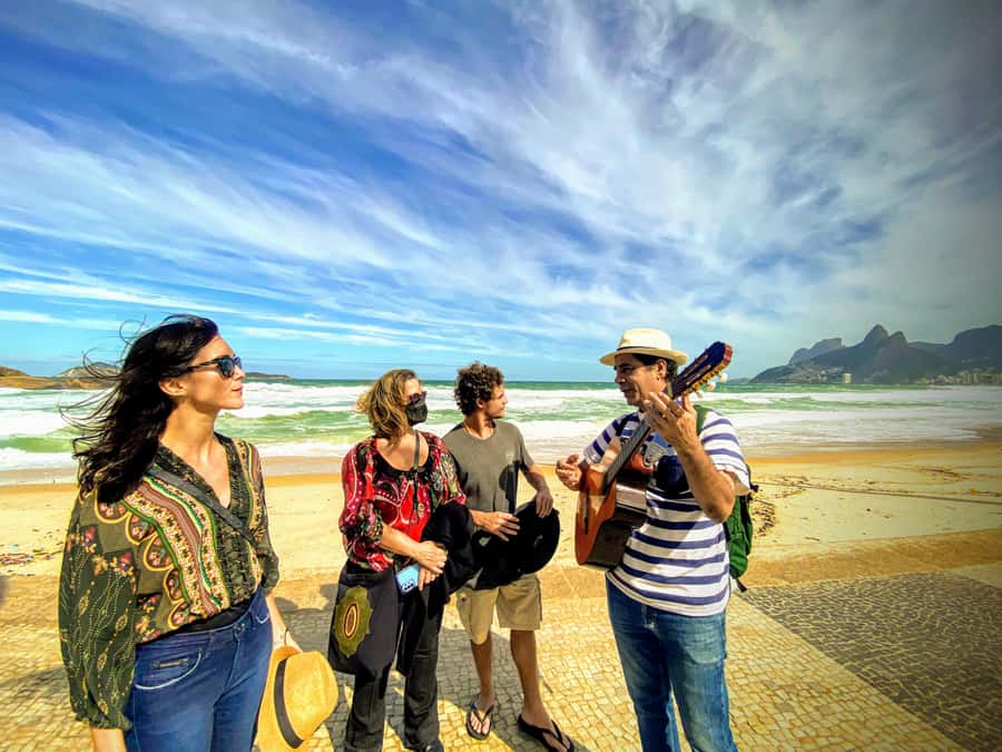 Rio de Janeiro: Bossa Nova Walking Tour with Guide - The guide factor: what Guilherme and Gui’s style means for you