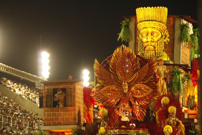 Rio de Janeiro Carnival Parade Ticket with Optional Transport - The parade flow: from opening moments to dawn