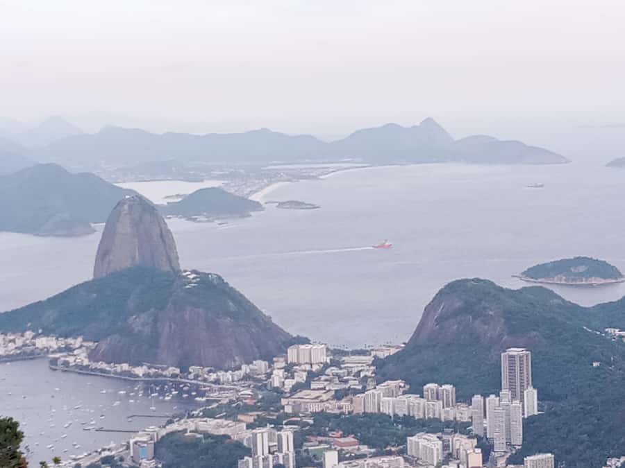 Rio de Janeiro: Christ Redeemer + Sugar Loaf & more + Lunch - Christ the Redeemer: how to get the most from the crown of Rio