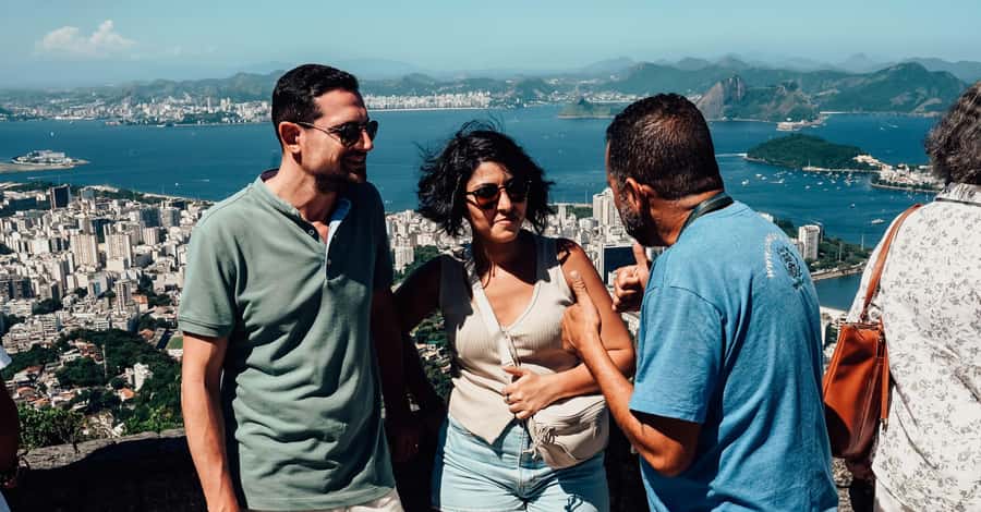 Rio de Janeiro: Christ the Redeemer, Sugarloaf, & City-tour - Key things you’ll like about this Rio day tour