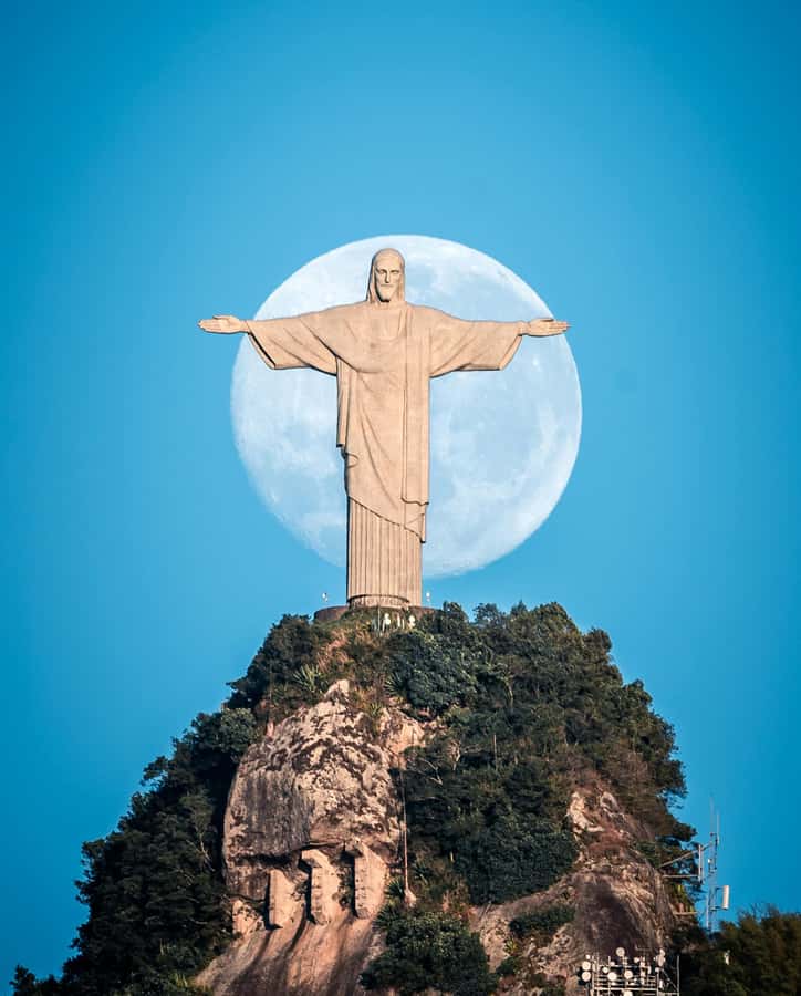 Rio de Janeiro: Christ the Redeemer Ticket - Meet at Cosme Velho, board the modern train, and start moving right away