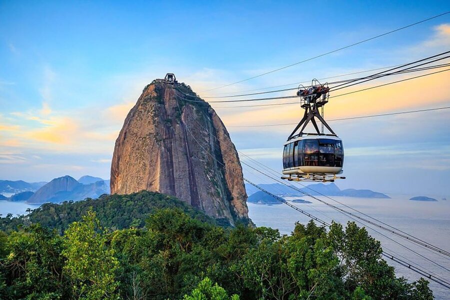 Rio de Janeiro: City Sightseeing Full Day Tour - Sambadrome Marques de Sapucaí: Carnival grandeur from the outside