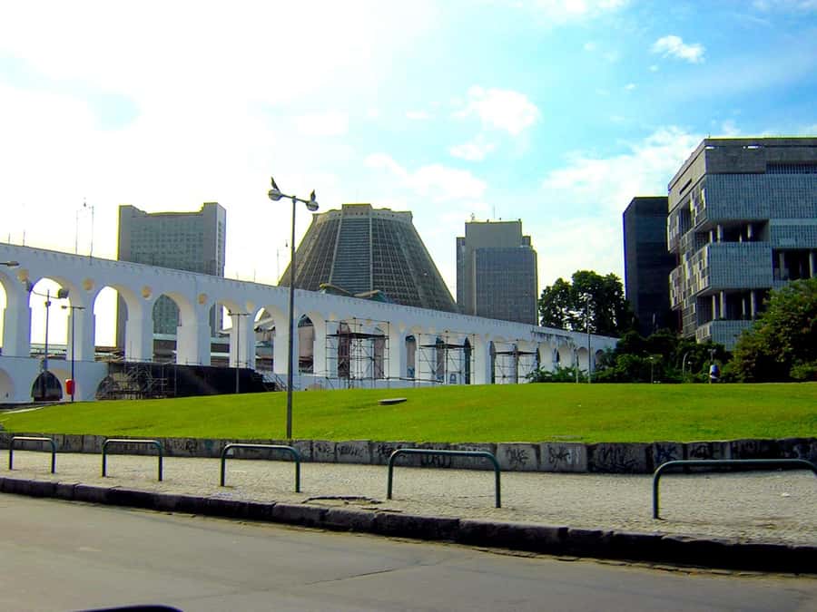 Rio de Janeiro Downtown Tour - Avenida Presidente Vargas to Tiradentes Square, Palaces and Power Streets