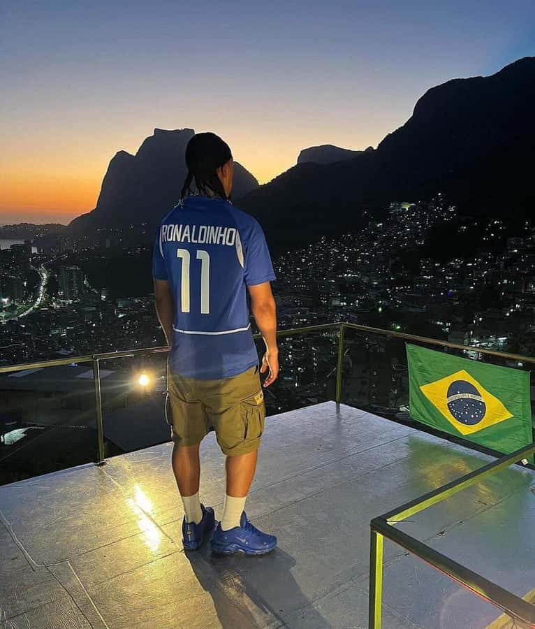 Rio de Janeiro: Favela Jeep Tour to Rocinha and Capoeira - Entering Rocinha: daily life, history, and what you’re really there to learn
