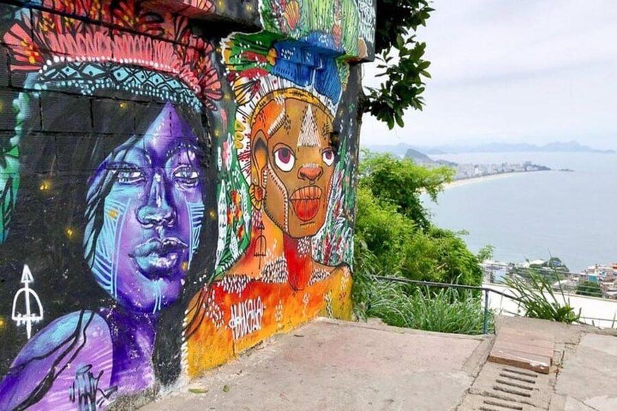 Rio de Janeiro: Favela Jeep Tour to Rocinha and Capoeira - Small group size is promised, but reality can shift