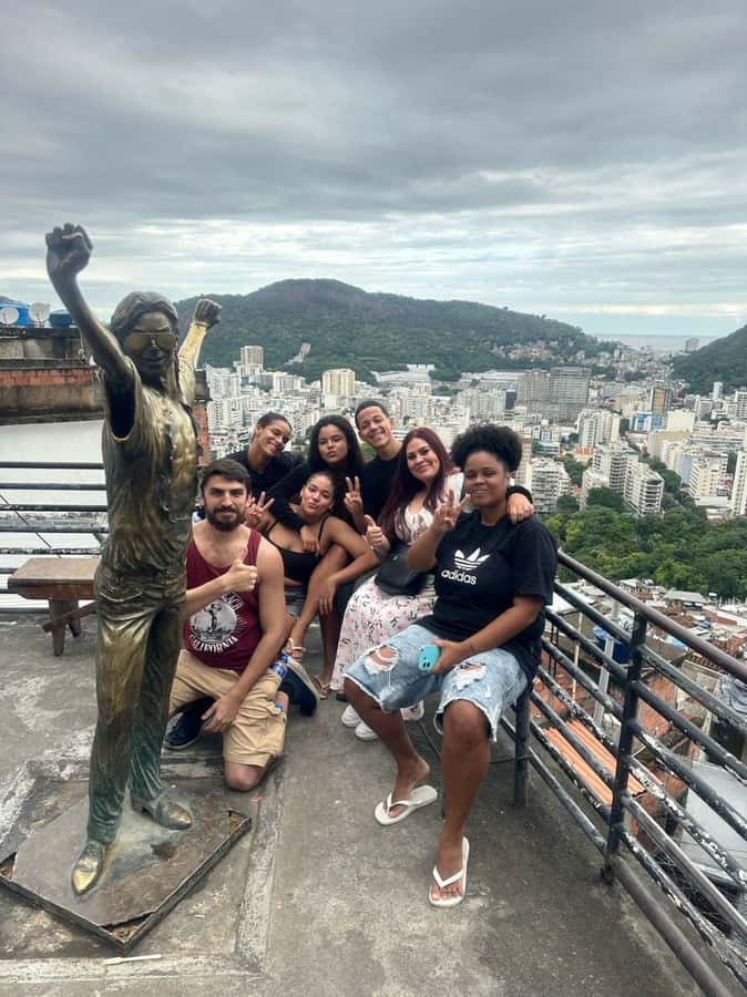 Rio de Janeiro: Favela Santa Marta Top Tour with Local Guide - Shopping Time Inside the Neighborhood, Without Being Pushy