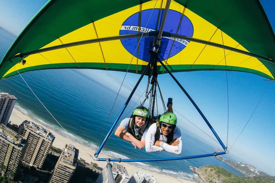 Rio de Janeiro: Hang Gliding Tandem Flight - São Conrado beach landing and getting your GoPro footage