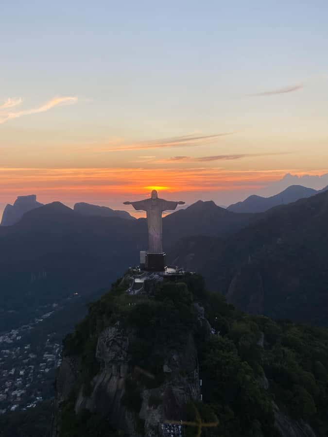 Rio De Janeiro Helicopter Flight Tour - Ipanema’s white sands, plus the city-coast line you usually miss
