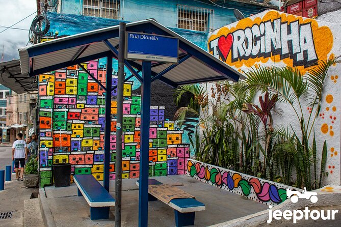 Rio de Janeiro - Jeep Tour Favela da Rocinha - Guide styles that show up again and again: Andre, George, Raphael
