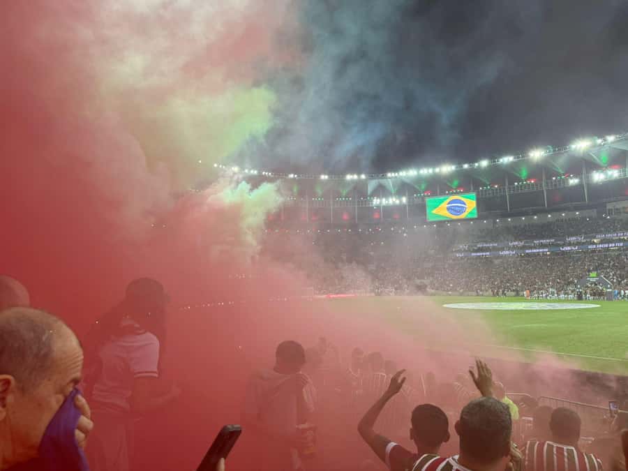 Rio de Janeiro: Maracanã Stadium Match Ticket with Drink - Walking time, pacing, and comfort during a crowded Rio evening