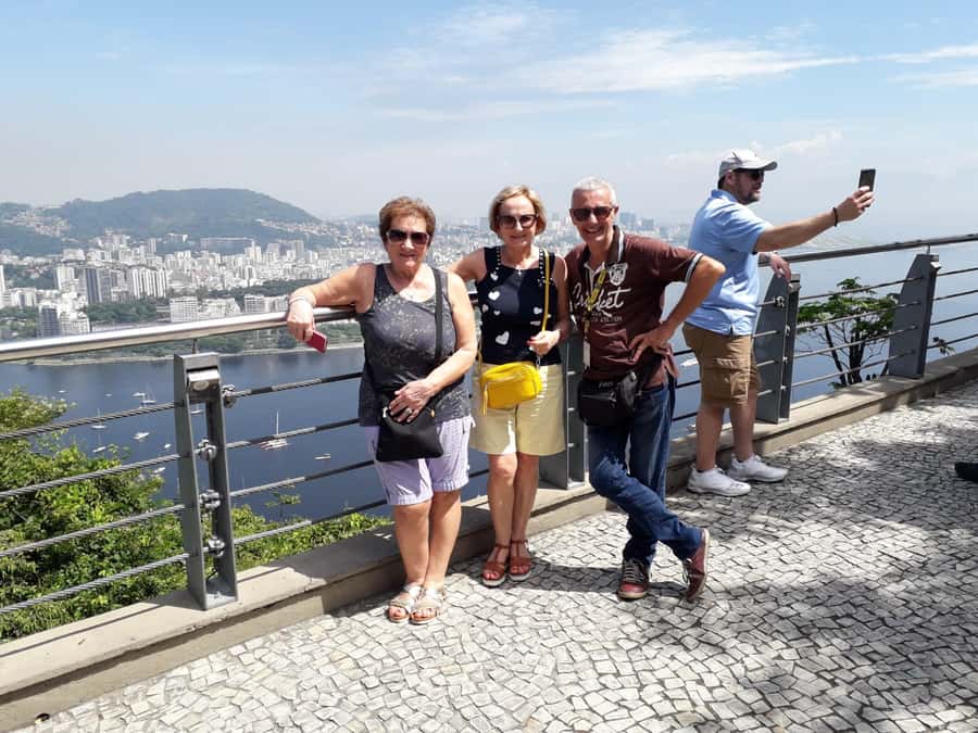 Rio de Janeiro: Private Day Tour with lunch - Metropolitan Cathedral of São Sebastião: A Quiet Pause Before the Finish
