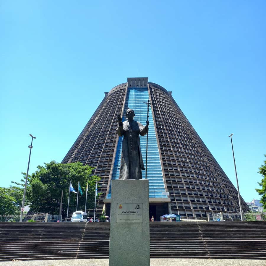 Rio de Janeiro: Private Full-Day Highlights Tour - Sugarloaf Mountain by cable car: the best kind of grand finale