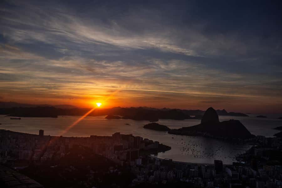 Rio de Janeiro: Private Sunrise Tour at Mirante Dona Marta - Key things to know before you go