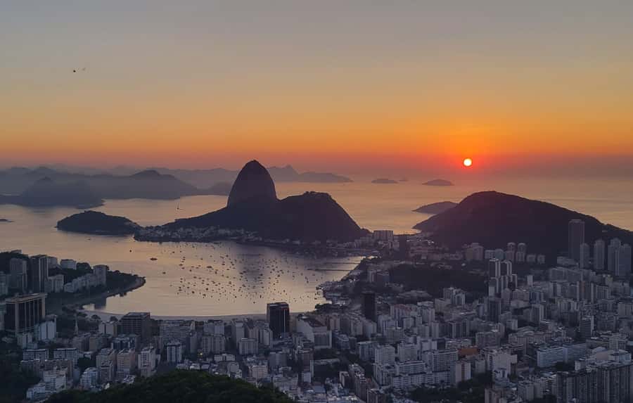 Rio de Janeiro: Private Sunrise Tour at Mirante Dona Marta - The 5:00 AM rhythm: pickup zones and how not to stress