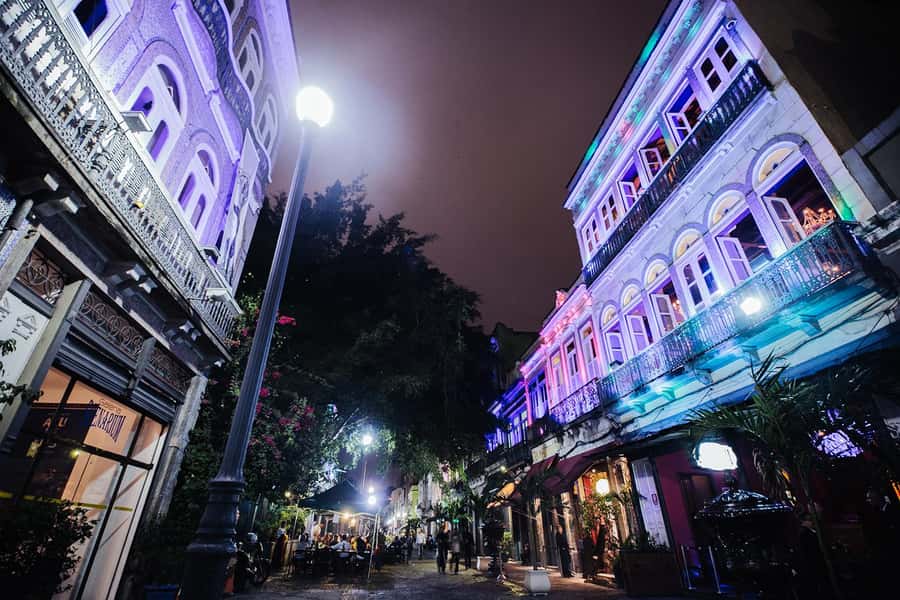 Rio de Janeiro: Rio Scenarium Entrance, Dinner, and Open Bar - Food, service, and music, where the experience shines and where it may disappoint
