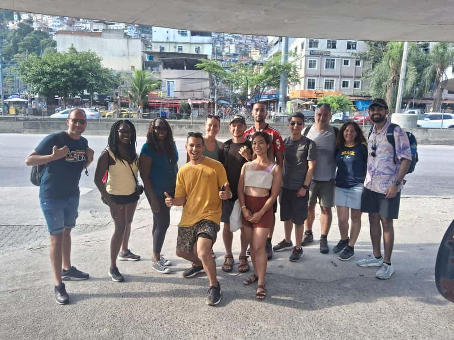 Rio de Janeiro: Rocinha Favela Walking Tour with Local Guide - What to bring for comfort, and what not to bring