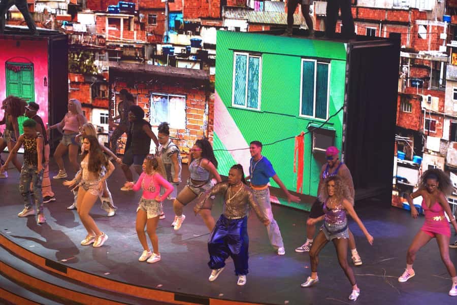 Rio de Janeiro: Roxy Dinner Show with Hotel Pickup - Why the Roxy Dinner Show in Copacabana fits a perfect 4-hour Rio night